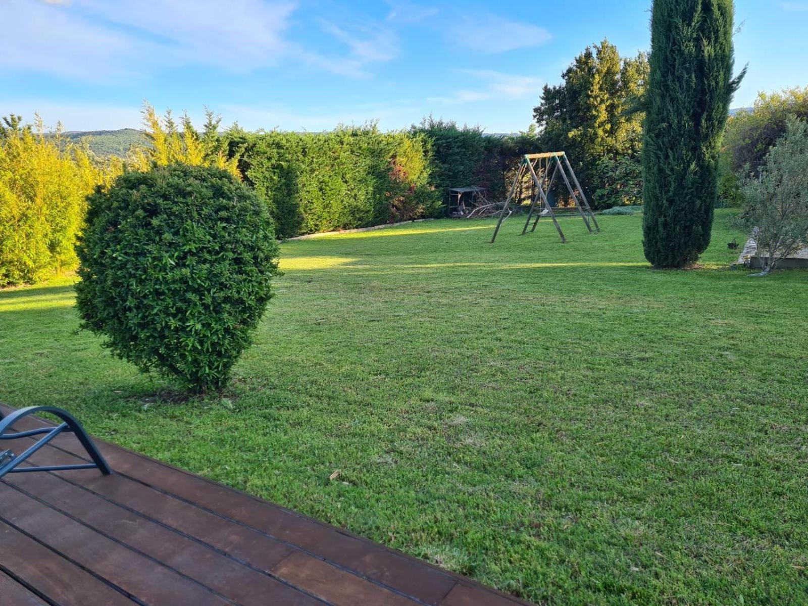 Family First Villa Gargas  Exterior photo